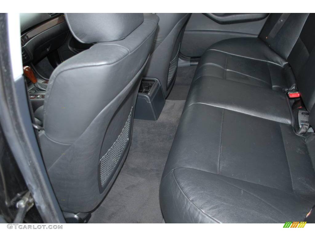 2002 3 Series 325i Sedan - Jet Black / Black photo #22