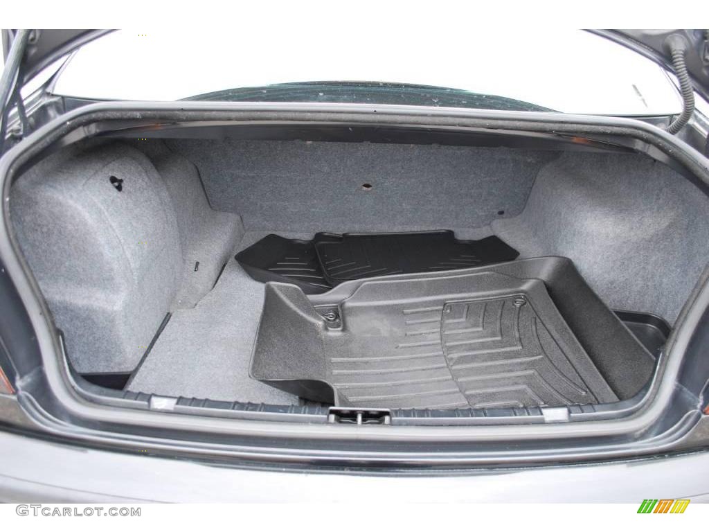 2002 3 Series 325i Sedan - Jet Black / Black photo #24