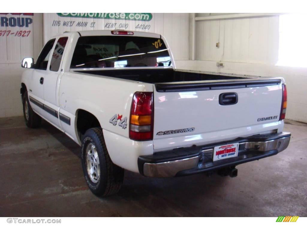 2002 Silverado 1500 LS Extended Cab 4x4 - Summit White / Graphite Gray photo #5