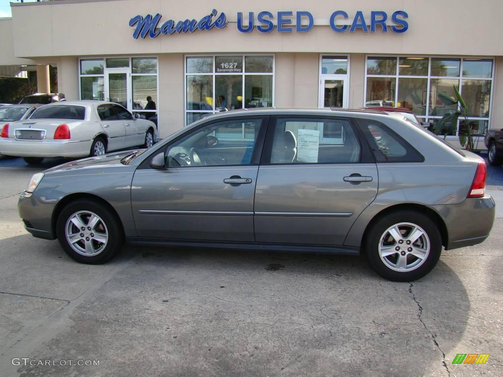 2004 Malibu Maxx LS Wagon - Medium Gray Metallic / Gray photo #1