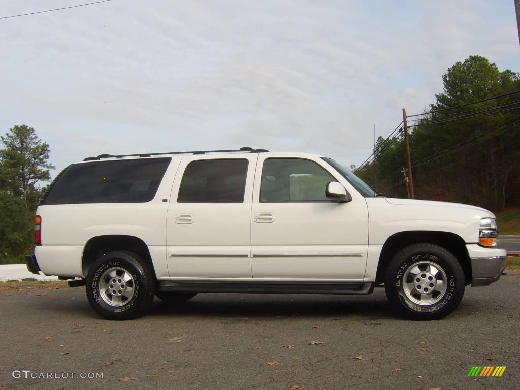 Summit White Chevrolet Suburban