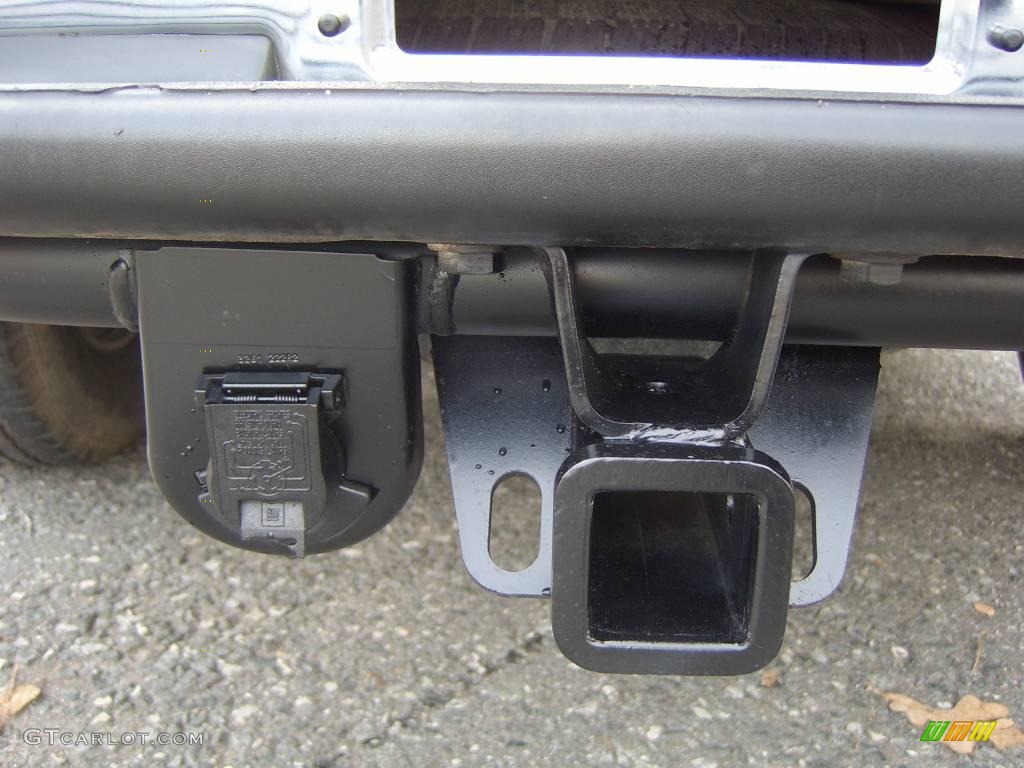 2002 Suburban 1500 LT 4x4 - Summit White / Tan photo #10