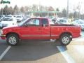 Victory Red - S10 LS Extended Cab 4x4 Photo No. 6