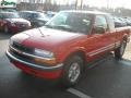 Victory Red - S10 LS Extended Cab 4x4 Photo No. 15