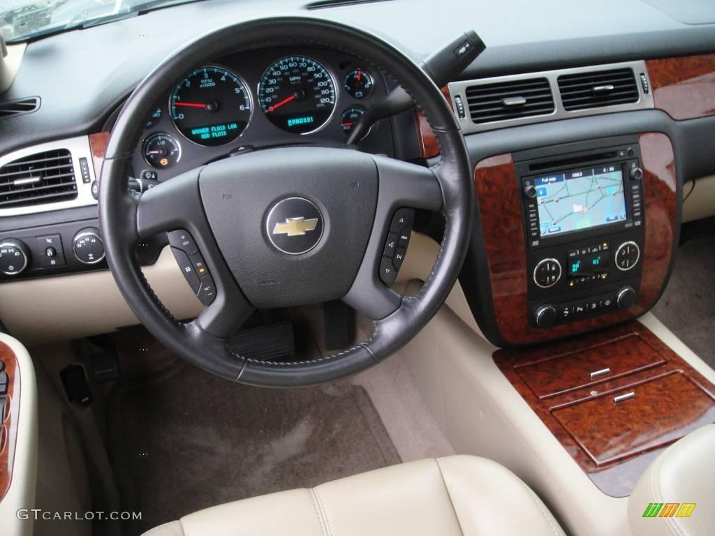 2008 Suburban 1500 LTZ 4x4 - Dark Blue Metallic / Light Cashmere/Ebony photo #10
