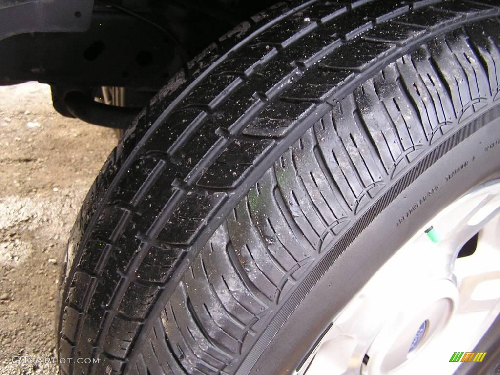 2002 Explorer Sport 4x4 - Black Clearcoat / Graphite photo #17