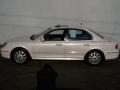 Noble White - Sonata GLS V6 Photo No. 4