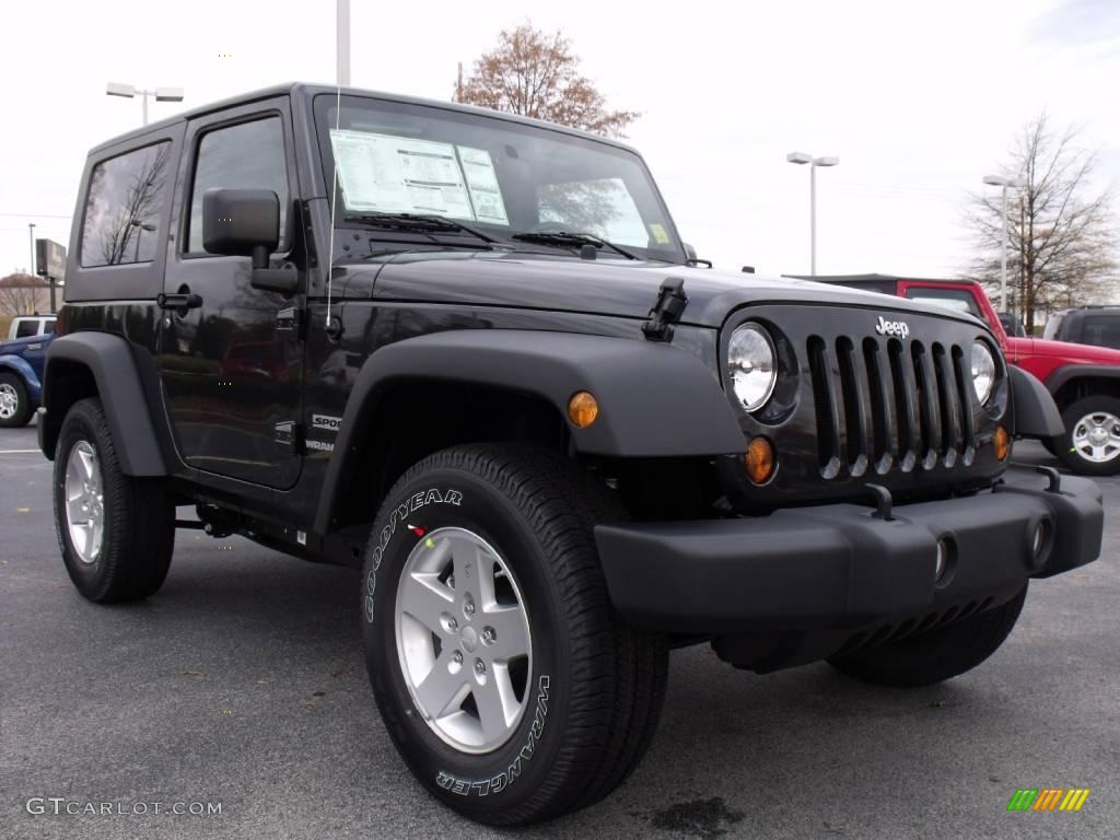 2010 Wrangler Sport 4x4 - Dark Charcoal Pearl / Dark Khaki/Medium Khaki photo #4