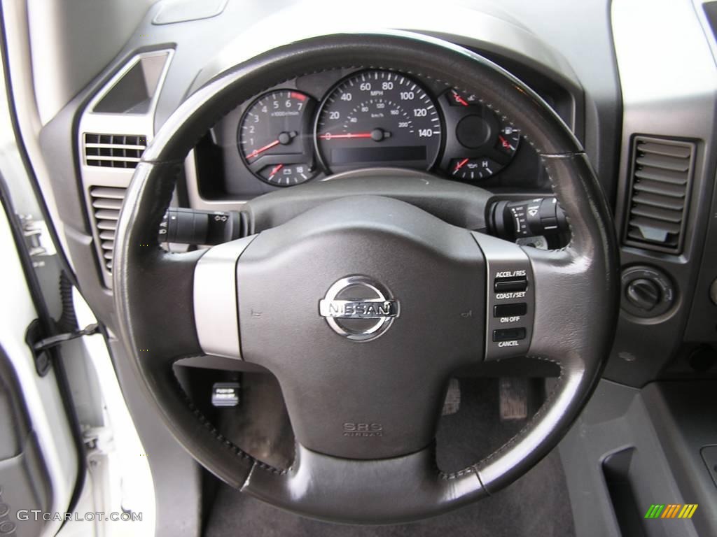 2005 Titan SE King Cab 4x4 - White / Steel photo #10