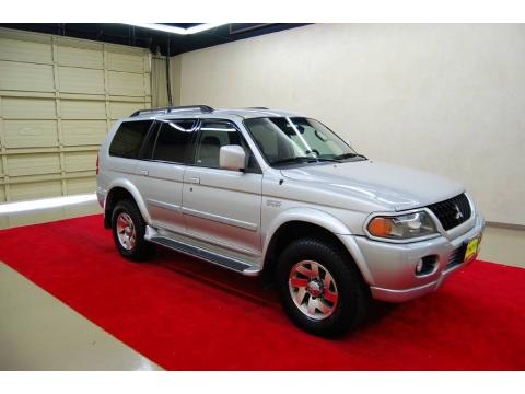 2003 Mitsubishi Montero Sport Limited Data, Info and Specs