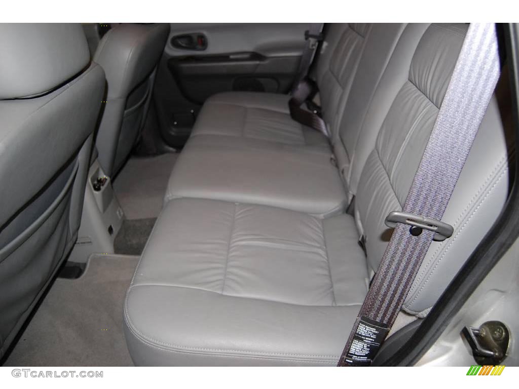 2003 Montero Sport Limited - Summit White / Gray photo #21