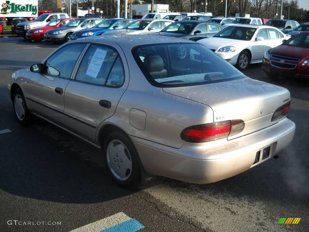 1995 Prizm  - Light Beige Metallic / Beige photo #5