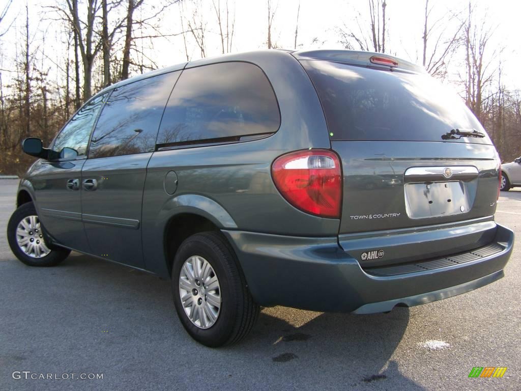 2007 Town & Country LX - Magnesium Pearl / Medium Slate Gray photo #3