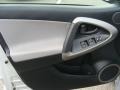 Classic Silver Metallic - RAV4 4WD Photo No. 6