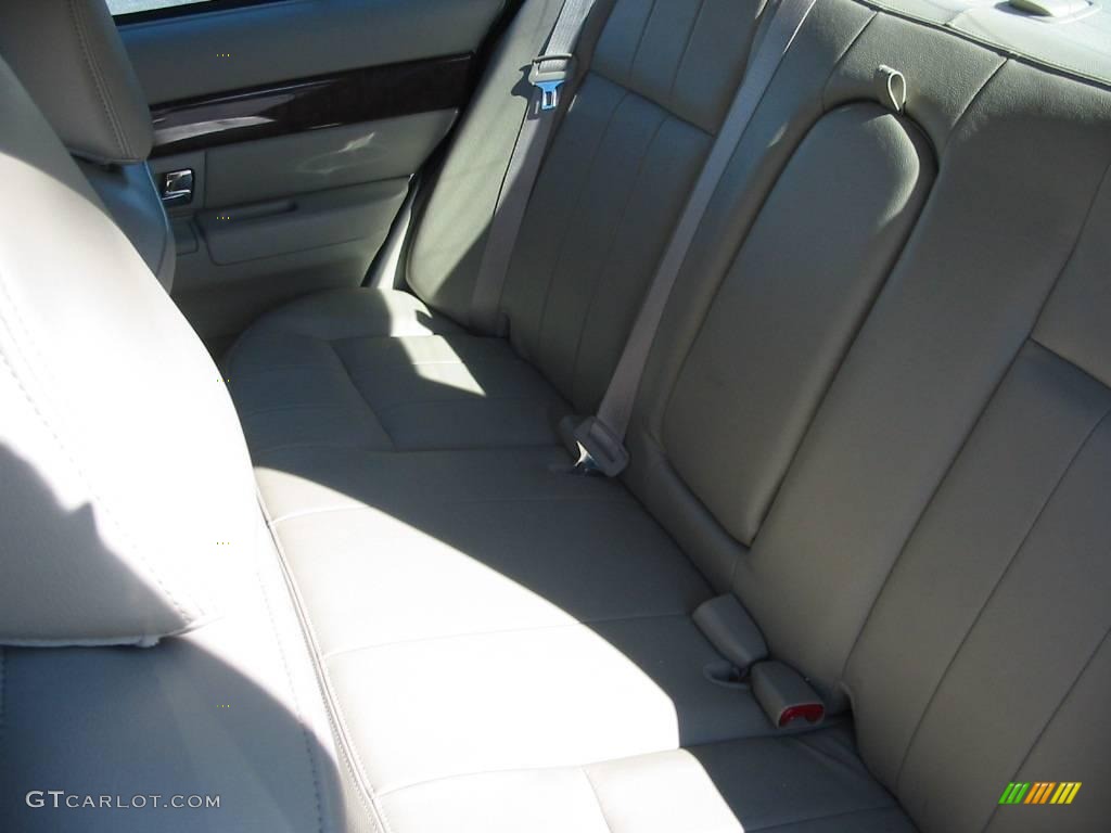2009 Grand Marquis LS - Silver Birch Metallic / Medium Light Stone photo #3