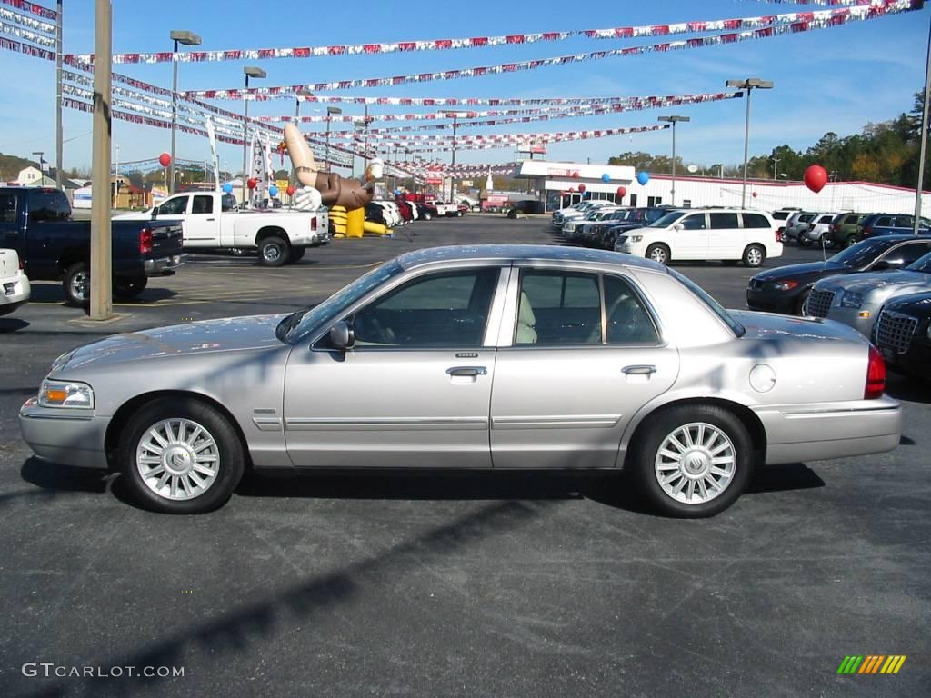 2009 Grand Marquis LS - Silver Birch Metallic / Medium Light Stone photo #11