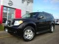 2006 Super Black Nissan Pathfinder SE 4x4  photo #4