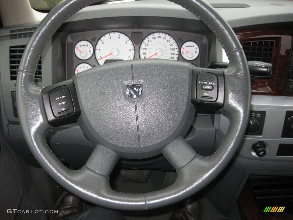 2008 Ram 1500 Laramie Quad Cab 4x4 - Bright White / Medium Slate Gray photo #19