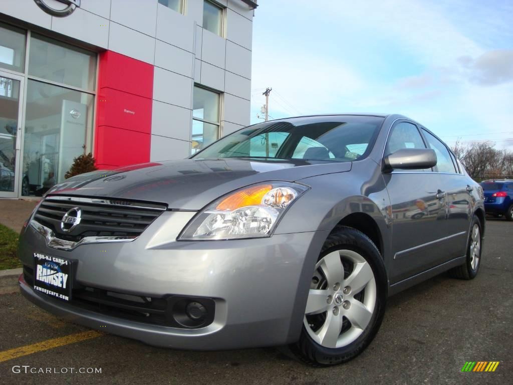 Precision Gray Metallic Nissan Altima