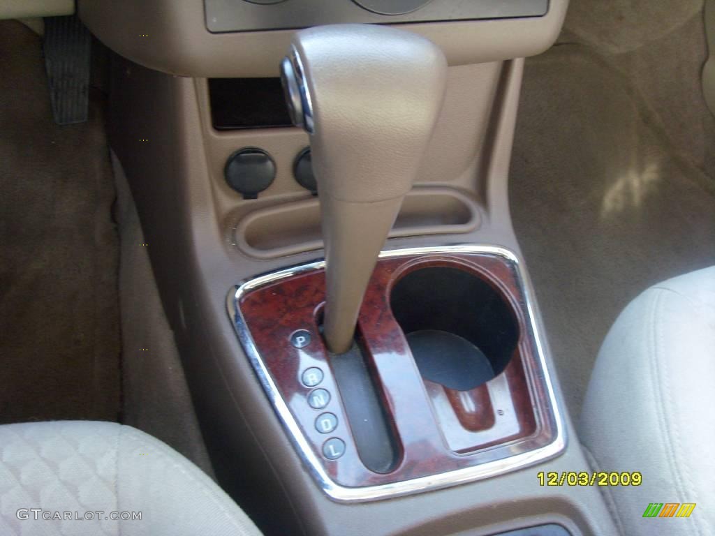 2006 Malibu LT Sedan - Sandstone Metallic / Cashmere Beige photo #15