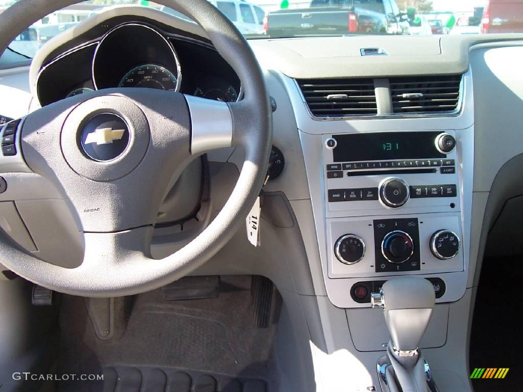 2008 Malibu LS Sedan - White / Titanium Gray photo #12