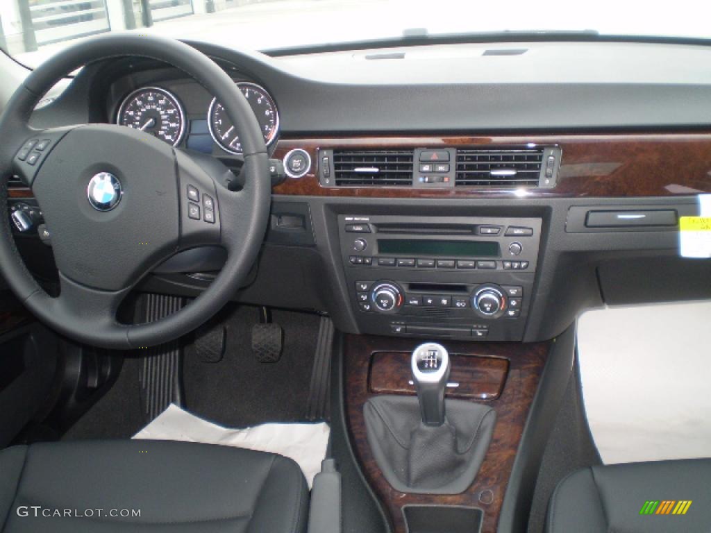 2009 3 Series 328i Sedan - Space Grey Metallic / Black photo #3
