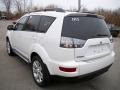 2010 Diamond White Pearl Mitsubishi Outlander SE 4WD  photo #3