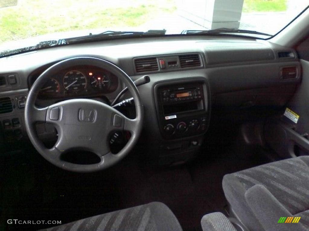 1999 CR-V EX 4WD - Clover Green Pearl / Charcoal photo #5
