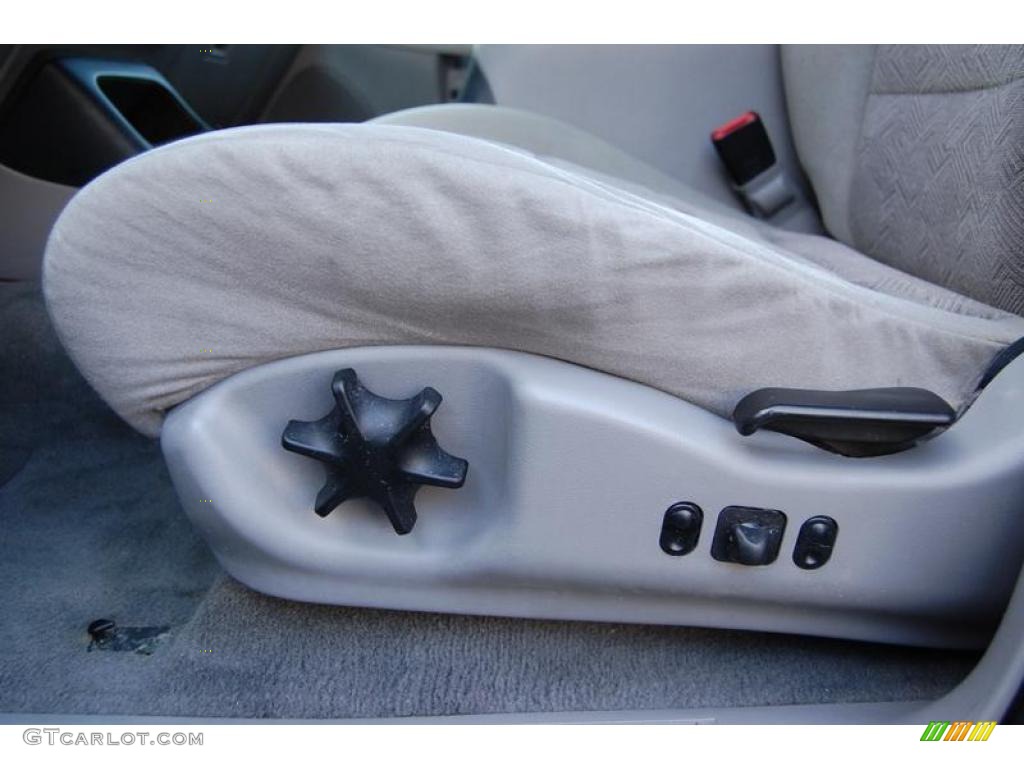 2000 Explorer XLT 4x4 - Tropic Green Metallic / Medium Graphite photo #18