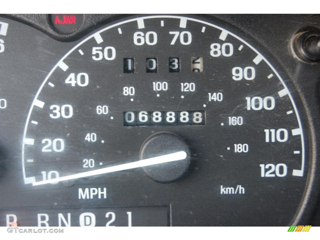 2000 Explorer XLT 4x4 - Tropic Green Metallic / Medium Graphite photo #23