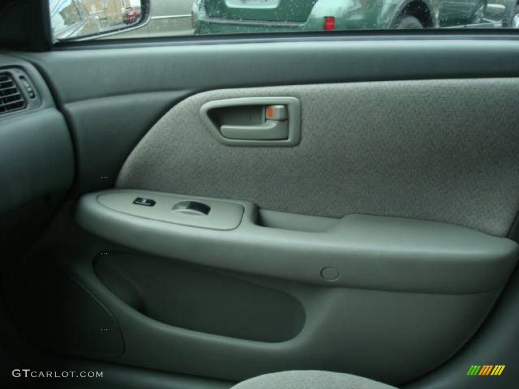 2001 Camry LE - Antique Sage Pearl / Gray photo #17