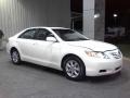 Super White - Camry LE Photo No. 17