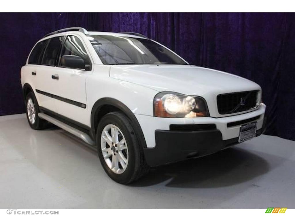 Ice White Volvo XC90