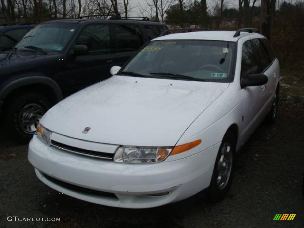 2000 L Series LW2 Wagon - Bright White / Gray photo #5