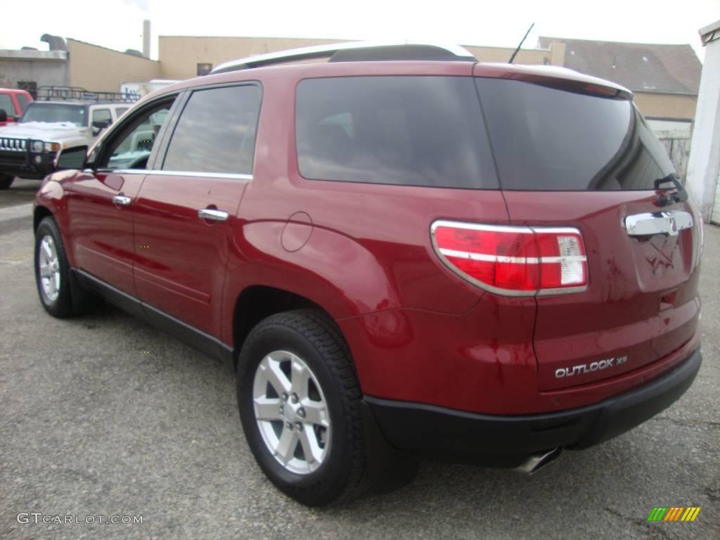 2008 Outlook XR AWD - Red Jewel / Black photo #9