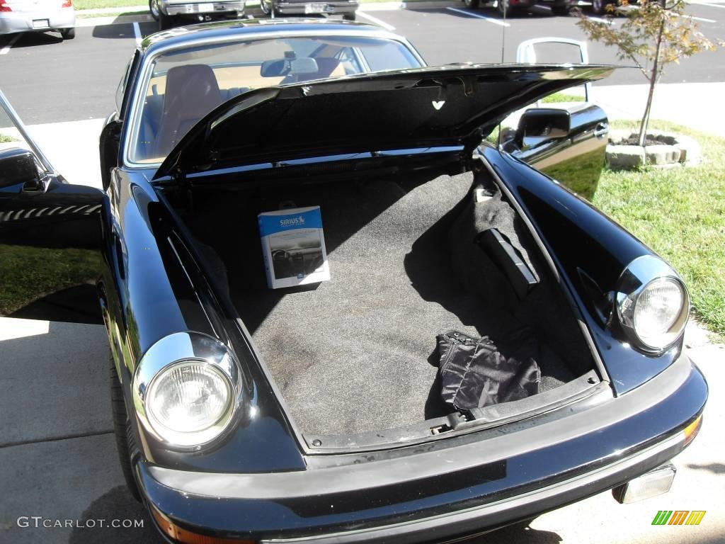 1976 Porsche 911 S Trunk Photo #22943059