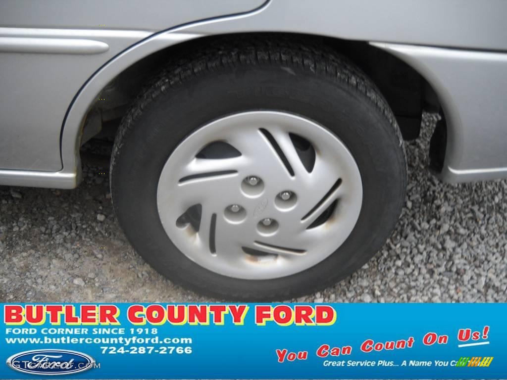 2002 Silver Frost Metallic Ford Escort SE Sedan 22914755 Photo 14