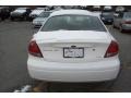 2006 Vibrant White Ford Taurus SEL  photo #23