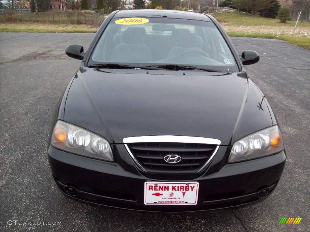 2006 Elantra GLS Sedan - Ebony Black / Gray photo #10