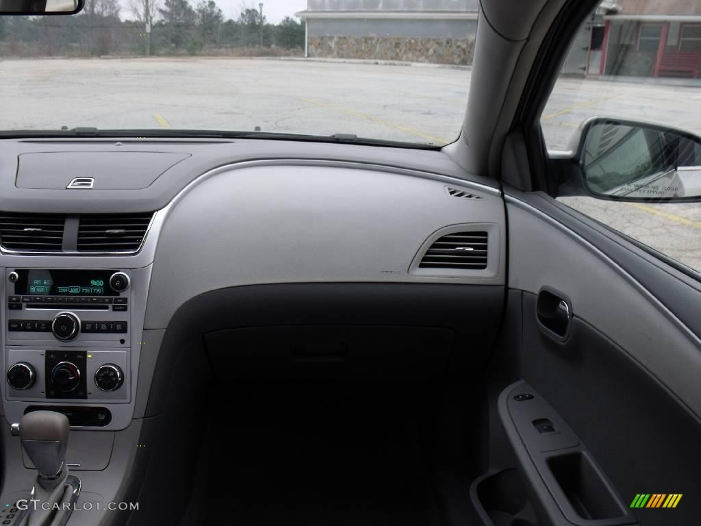 2008 Malibu LT Sedan - Silverstone Metallic / Titanium Gray photo #16