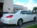 Blizzard White Pearl - Avalon Limited Photo No. 6