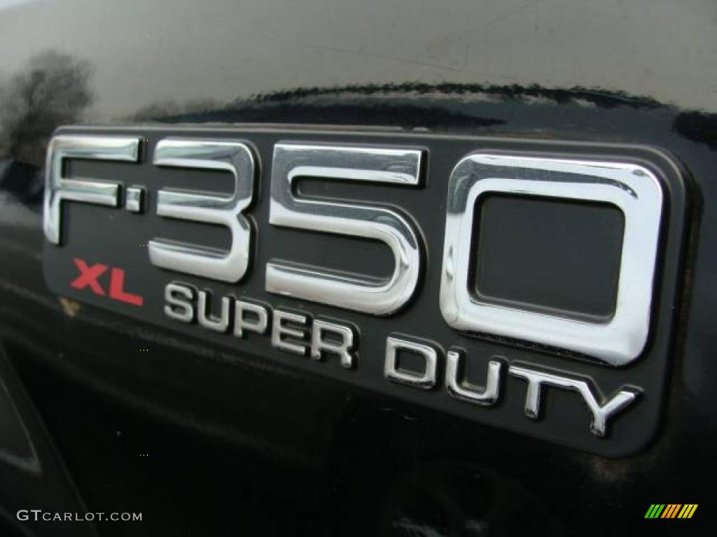 2000 F350 Super Duty XL Regular Cab Dually Chassis - Black / Medium Graphite photo #13