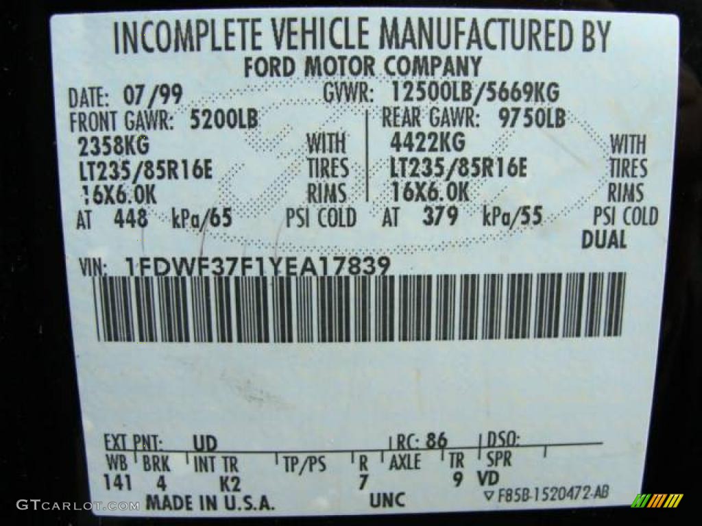 2000 F350 Super Duty XL Regular Cab Dually Chassis - Black / Medium Graphite photo #15