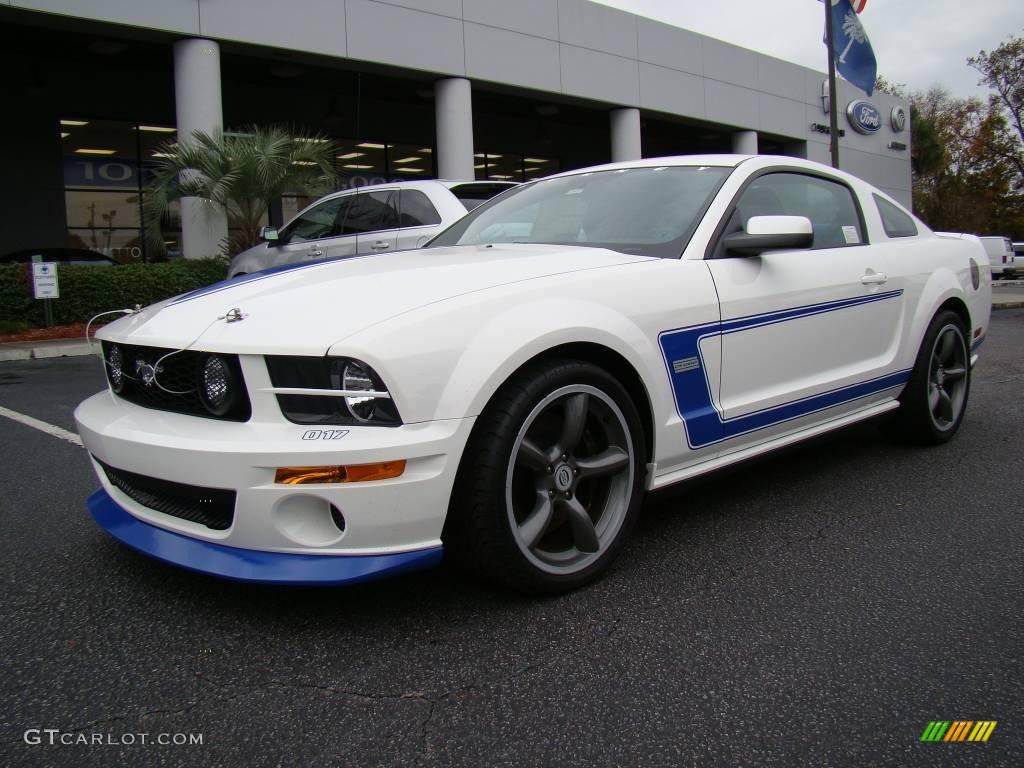 2008 Mustang Saleen Dan Gurney Edition - Performance White / Dark Charcoal photo #2