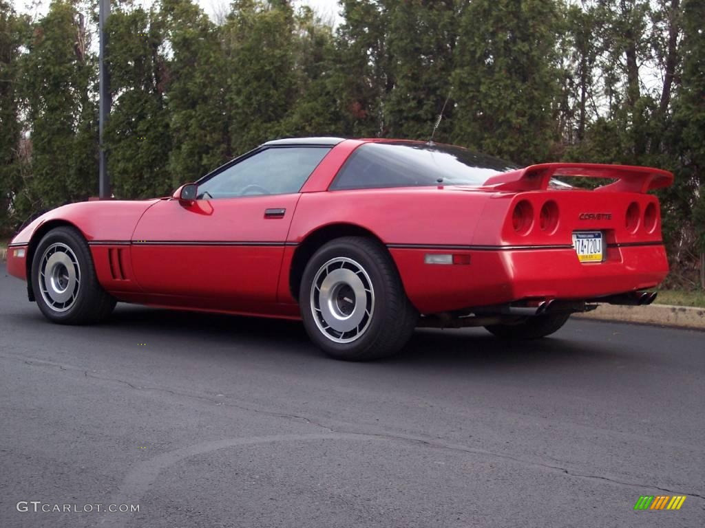 1985 Corvette Coupe - Bright Red / Carmine Red photo #8