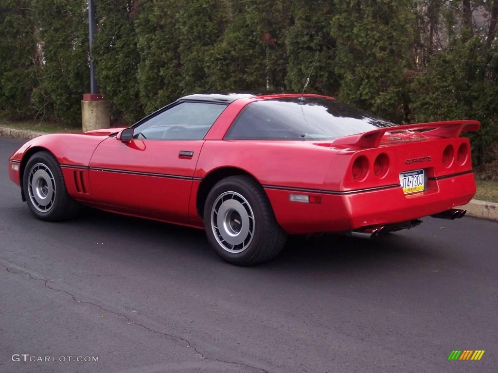 1985 Corvette Coupe - Bright Red / Carmine Red photo #9