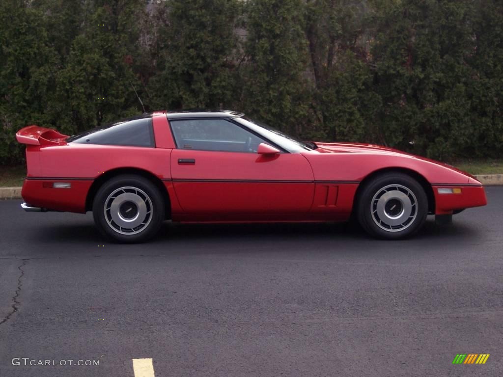 1985 Corvette Coupe - Bright Red / Carmine Red photo #18