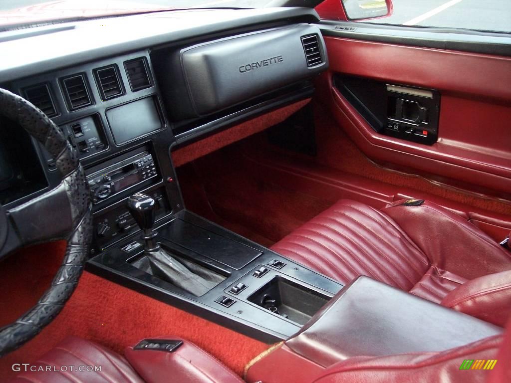 1985 Corvette Coupe - Bright Red / Carmine Red photo #28