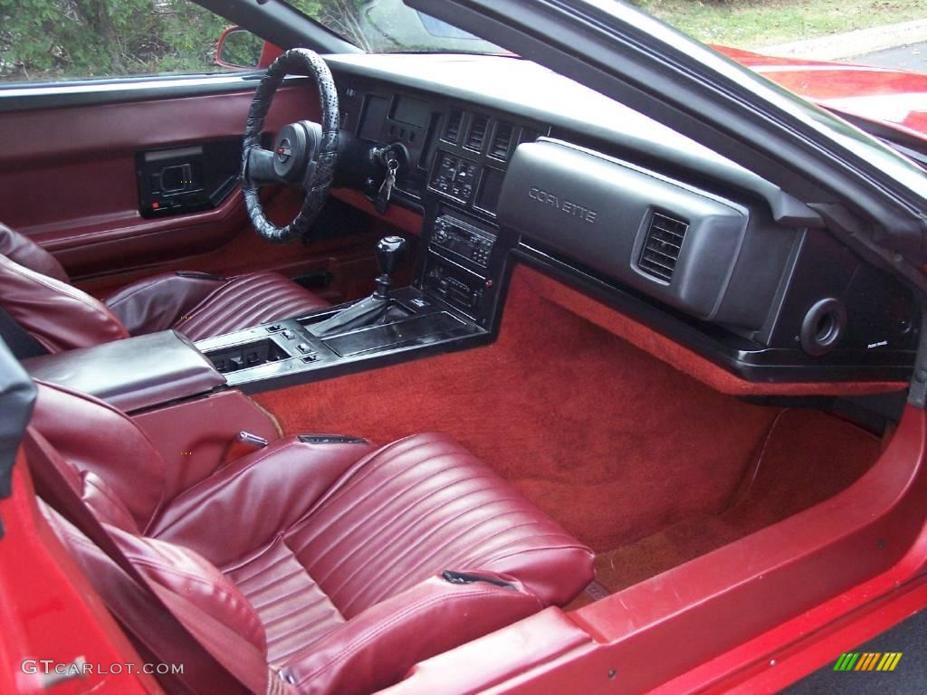 1985 Corvette Coupe - Bright Red / Carmine Red photo #31