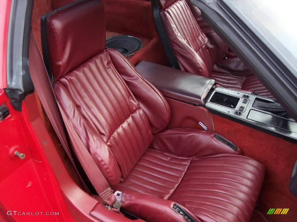 1985 Corvette Coupe - Bright Red / Carmine Red photo #33